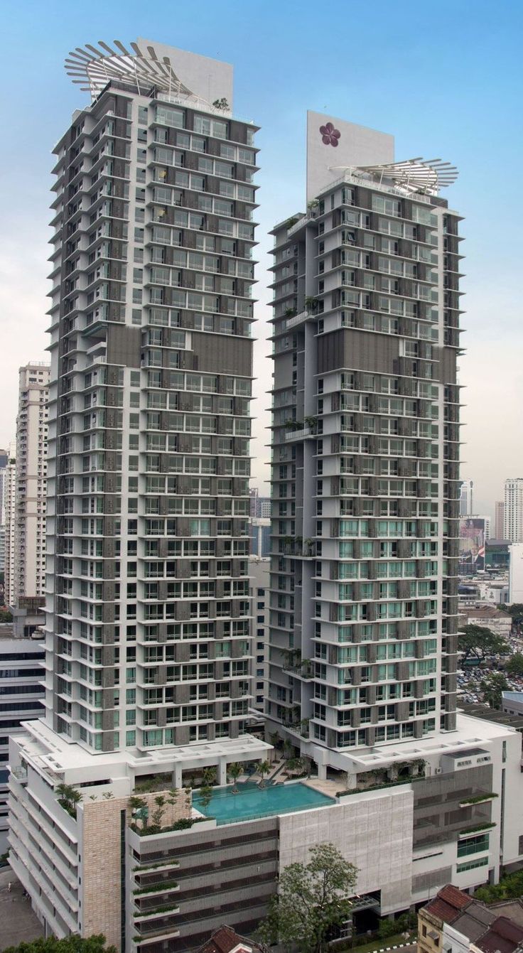 TOTAL Environment tangled up in the green